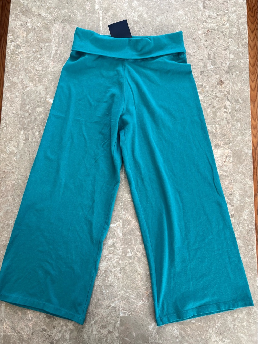 NWT brandy melville teal fold over capris